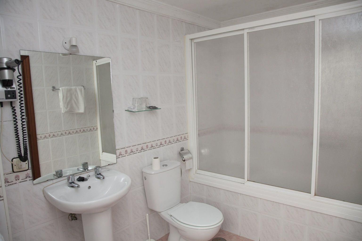 Hostal Paris La Línea de la Concepción Εξωτερικό φωτογραφία