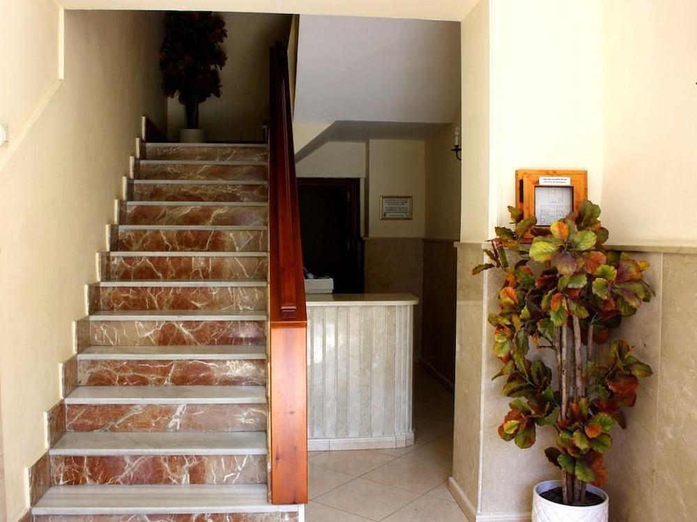 Hostal Paris La Línea de la Concepción Εξωτερικό φωτογραφία
